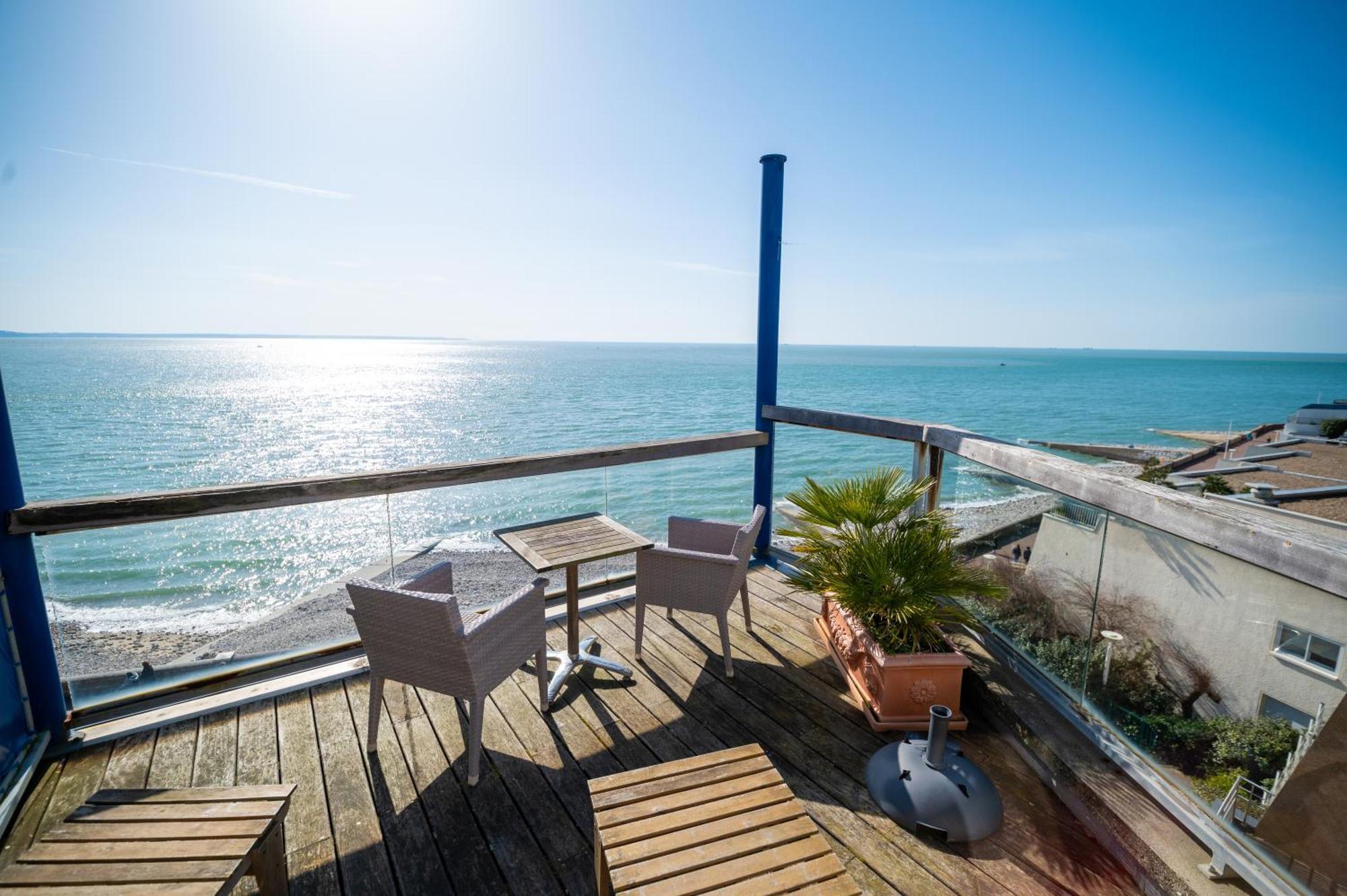 Logis Hotel - La Petite Rade Χάβρη Εξωτερικό φωτογραφία